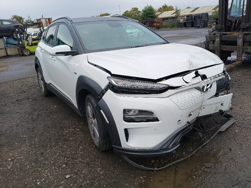 2021 HYUNDAI KONA