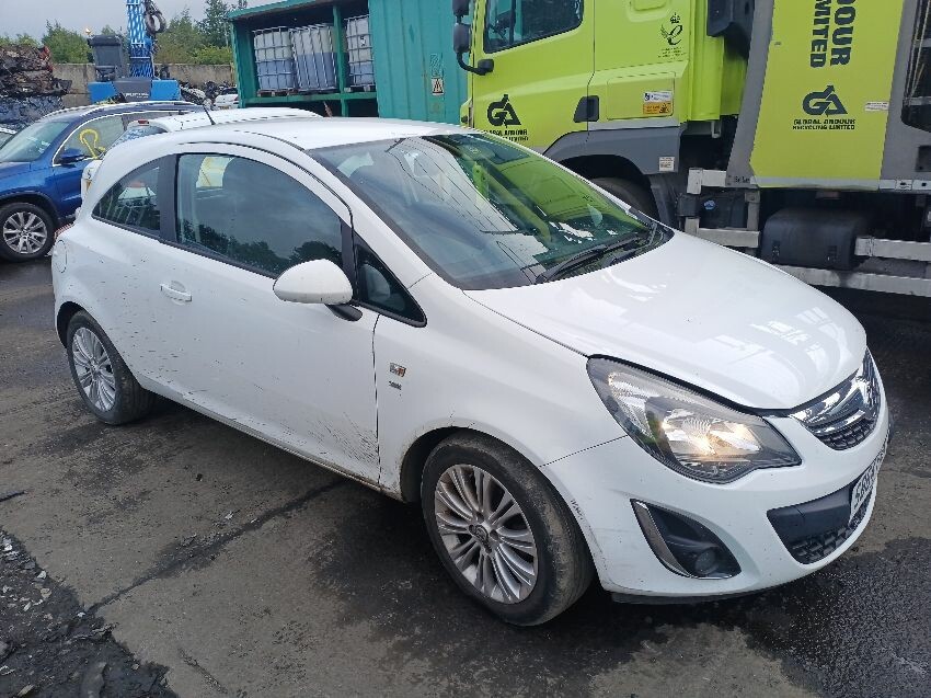 2014 VAUXHALL CORSA