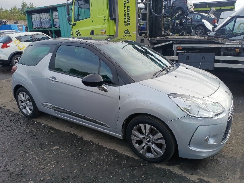 2014 CITROEN DS3