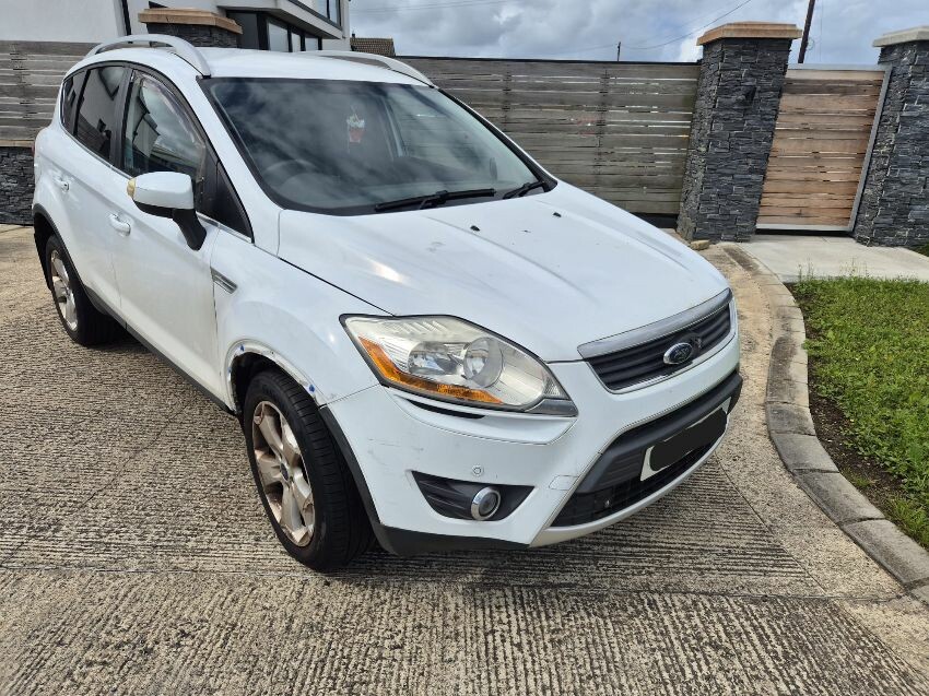 2011 FORD KUGA
