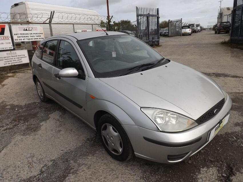 2002 FORD FOCUS