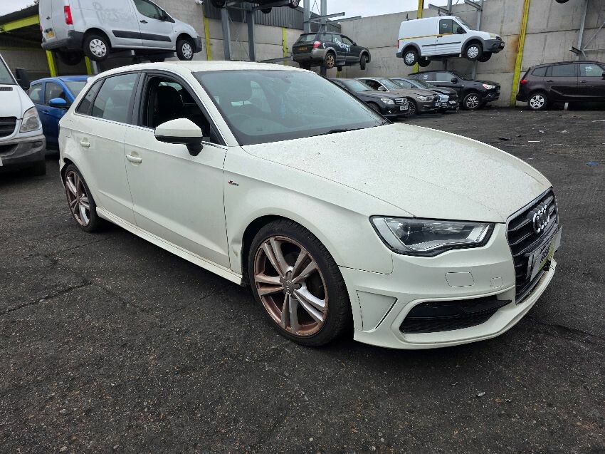2013 AUDI A3
