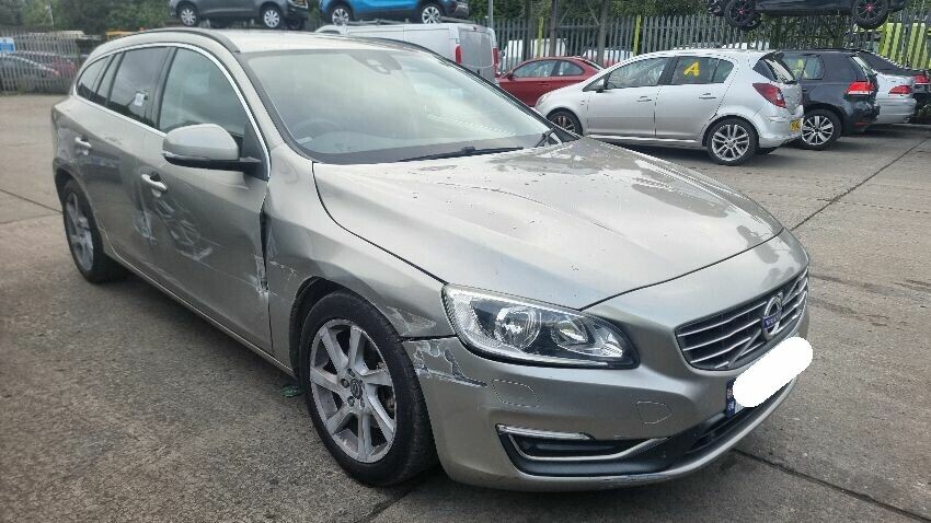 2014 VOLVO V60