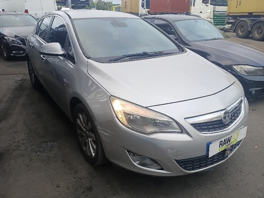 2012 VAUXHALL ASTRA