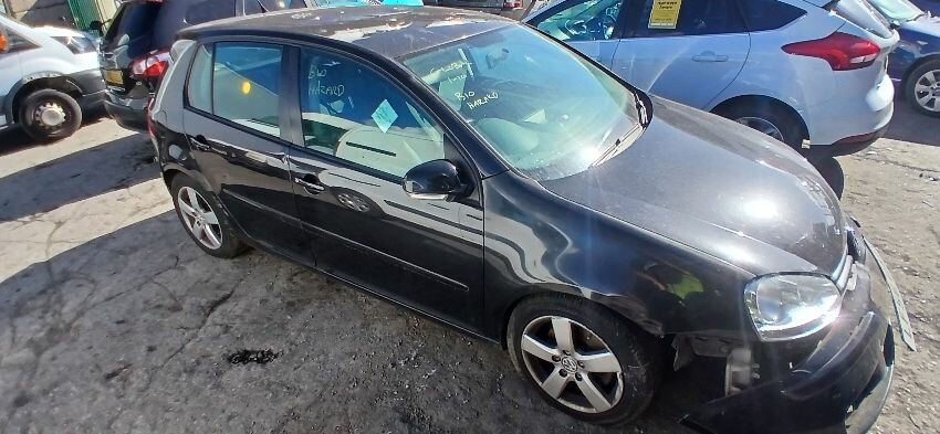 2006 VOLKSWAGEN GOLF