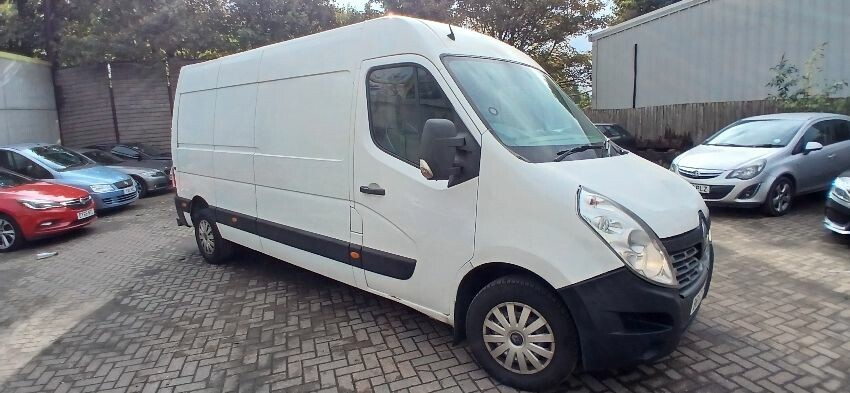 2017 RENAULT MASTER
