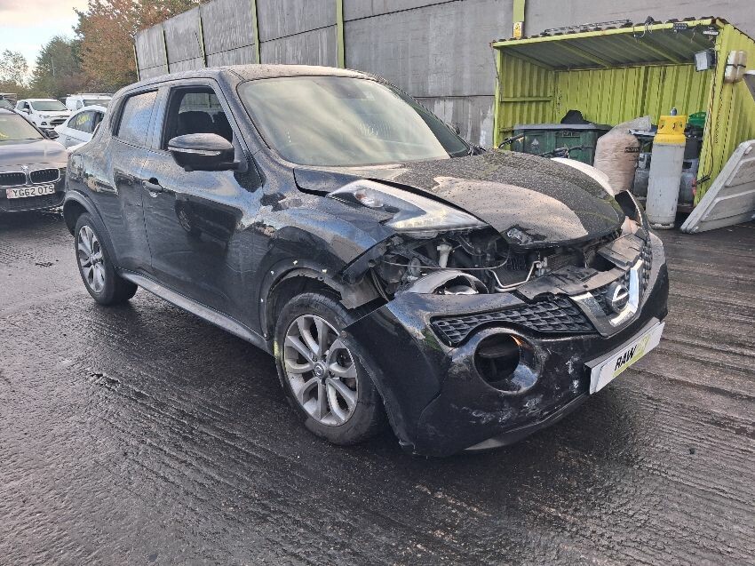 2015 NISSAN JUKE
