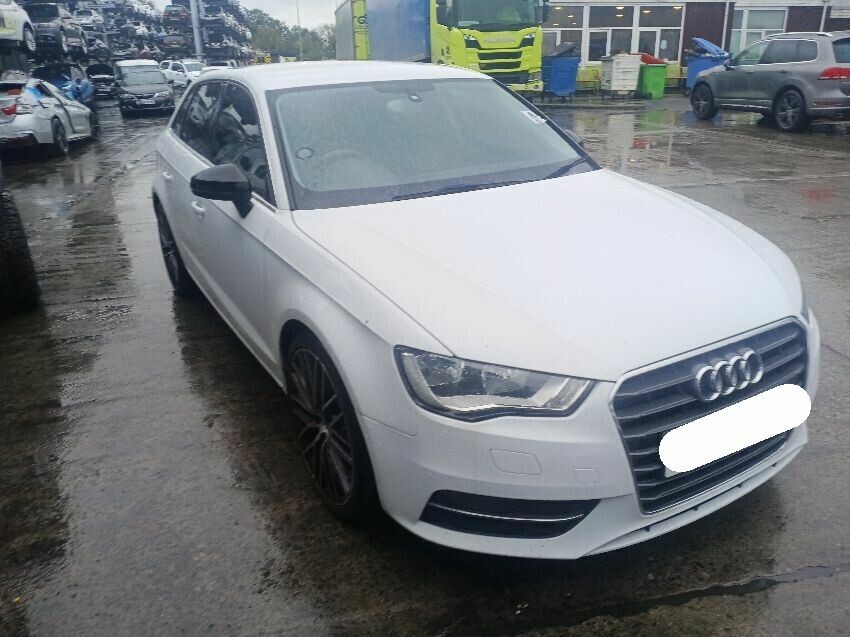 2014 AUDI A3