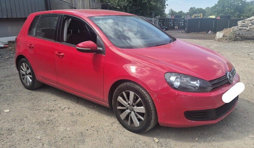 2010 VOLKSWAGEN GOLF