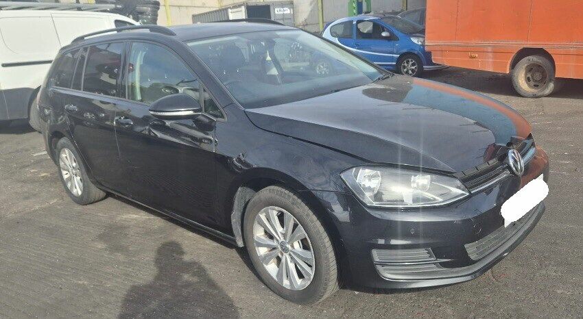 2016 VOLKSWAGEN GOLF
