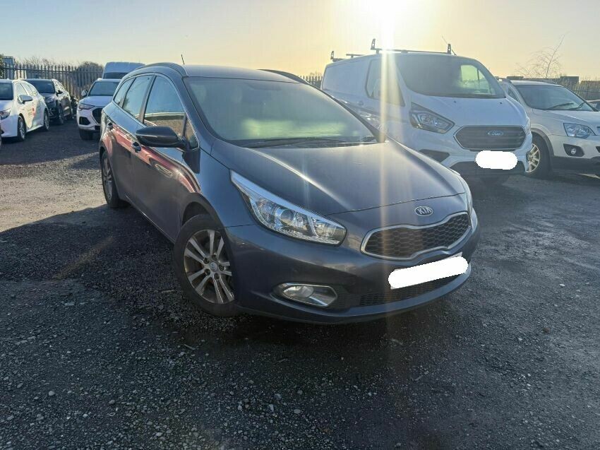 2013 KIA CEED