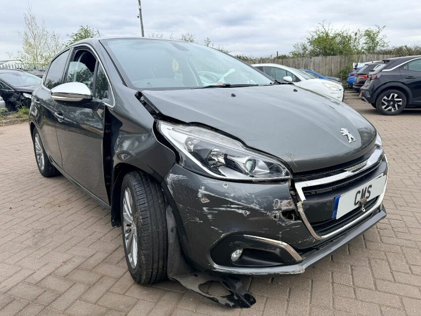 2016 PEUGEOT 208
