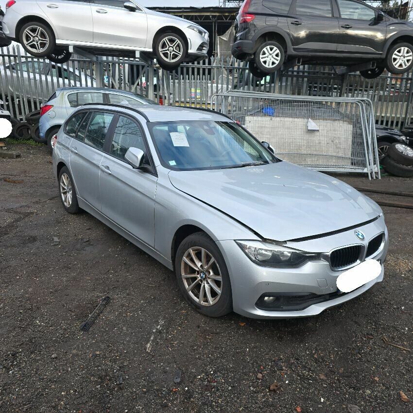  BMW 320D