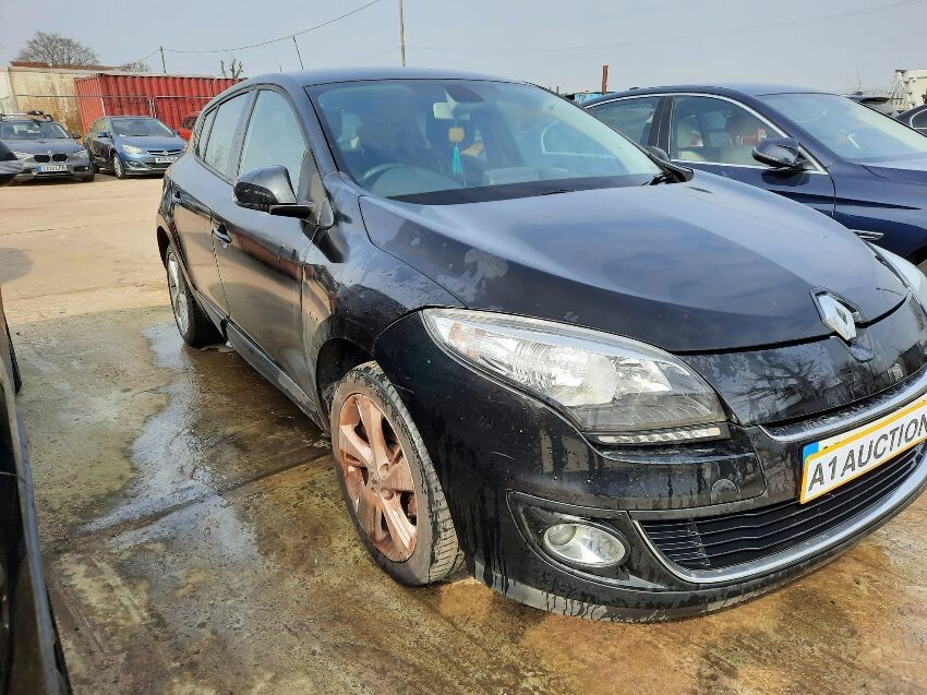2012 RENAULT MEGANE