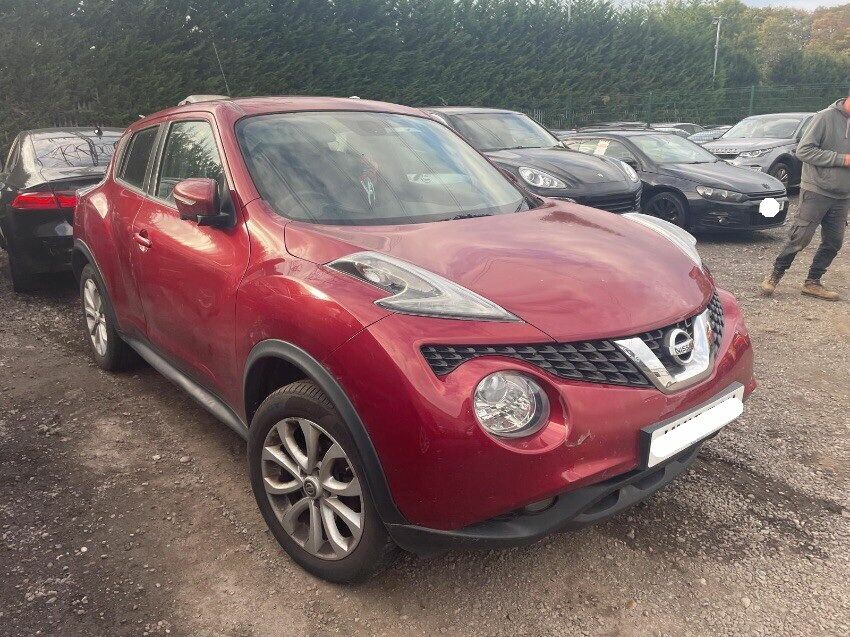 2015 NISSAN JUKE