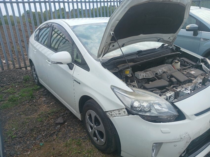 2014 TOYOTA PRIUS