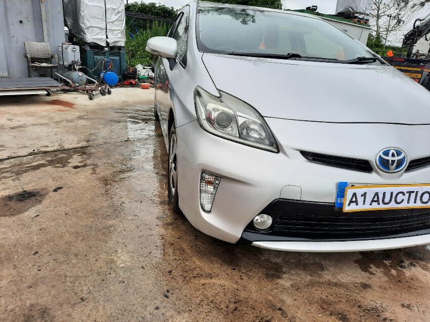 2014 TOYOTA PRIUS