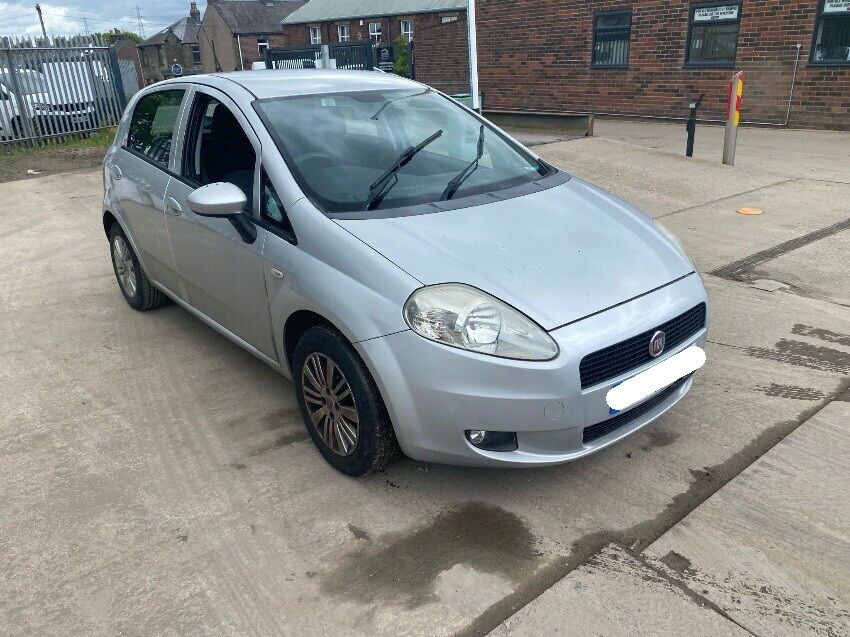 2010 FIAT GRANDE PUNTO