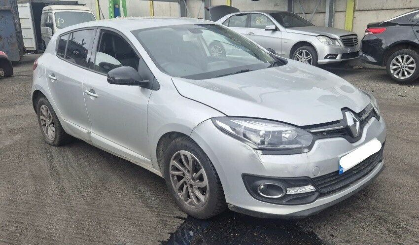 2016 RENAULT MEGANE