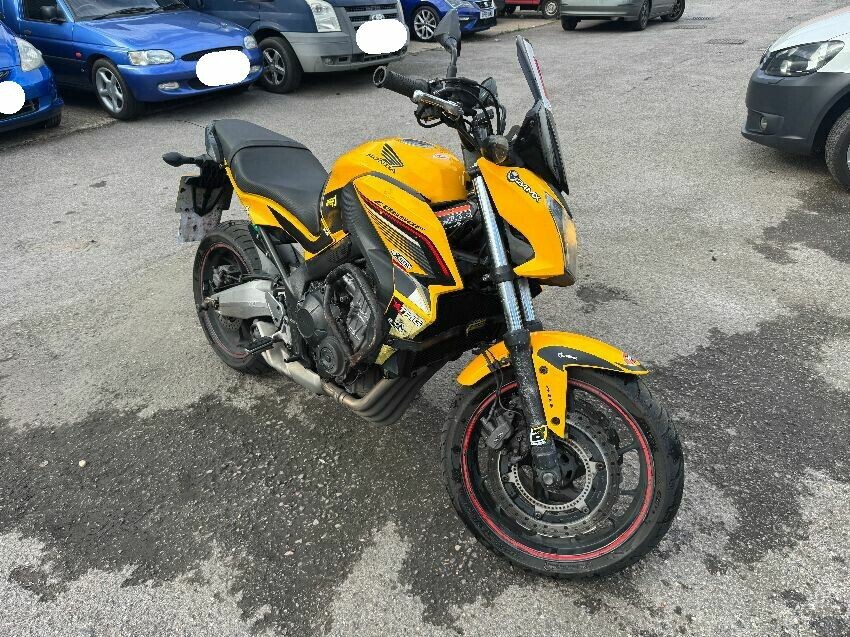 2015 HONDA CB