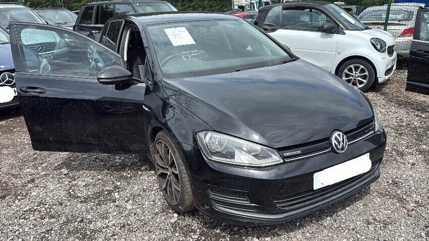 2014 VOLKSWAGEN GOLF