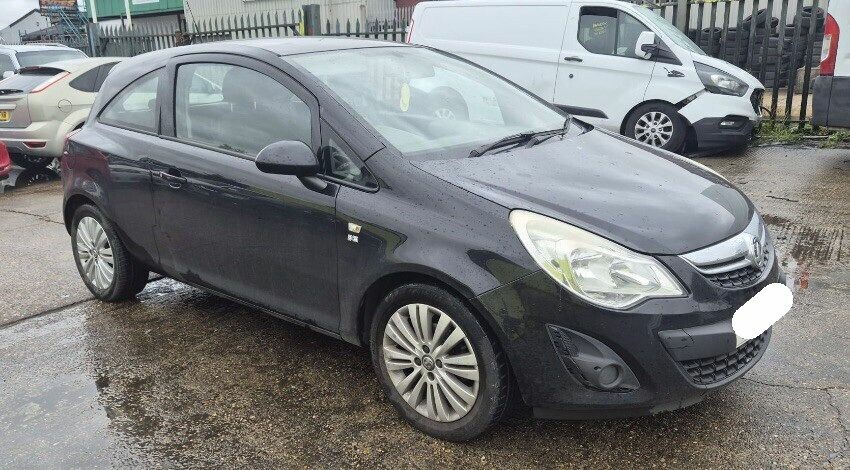 2011 VAUXHALL CORSA