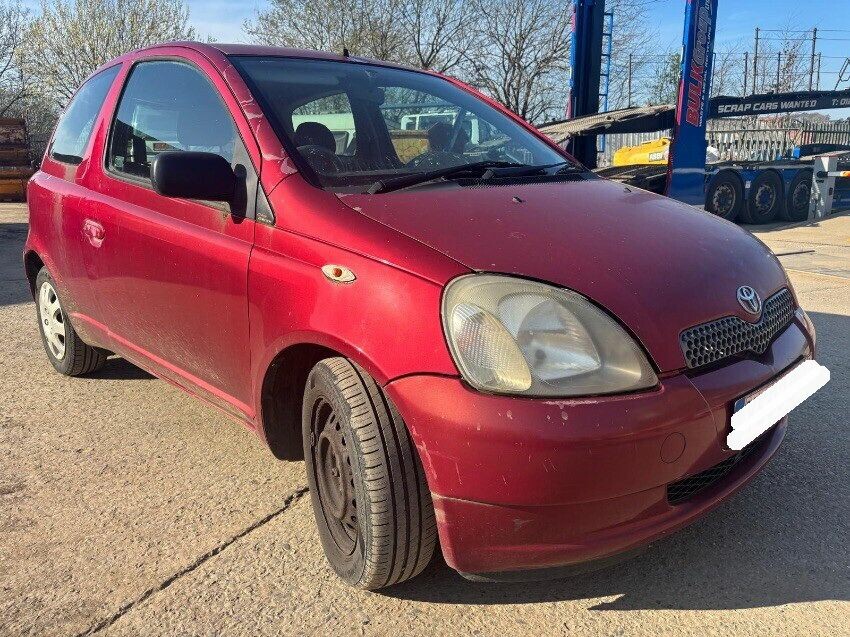 2003 TOYOTA YARIS